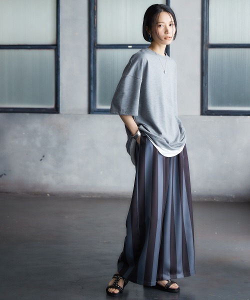 Soiunique（スワユニーク）の「重ね着風ゆったり半袖トップス ［Soiunique］（Tシャツ/カットソー・レディース・杢グレー/ブラック/オレンジ・L/LL/M）」の8枚目の写真