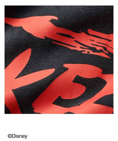 MEDE19F（メデジュウキュウ）の「ＭＥＤＥ１９Ｆ　【Ｄｉｓｎｅｙ】古着屋でみつけたようなリメイクライクＴシャツ／クルエラ（Tシャツ/カットソー・レディース・スミクロ・3/2/1）」の5枚目の写真