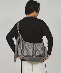 tk.TAKEO KIKUCHI（ティーケータケオキクチ）の「◆ダブルポケットビッグショルダーバッグ（ショルダーバッグ・メンズ）」