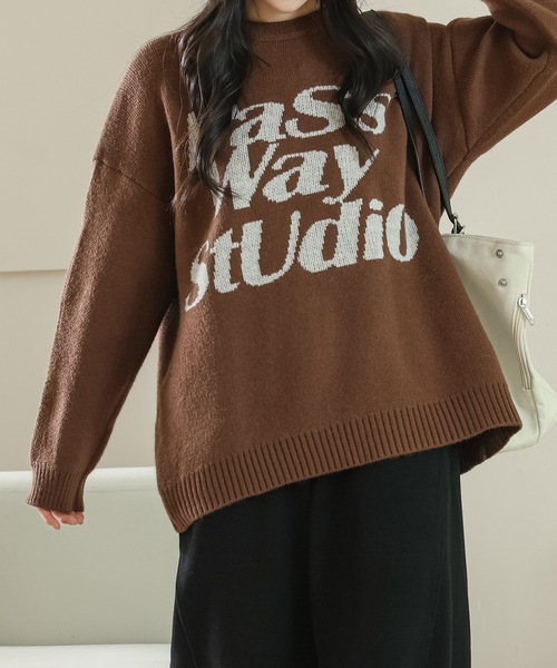 Lace Ladies(レースレディース)の「アルファベット レター ビッグシルエット 長袖 ニット プルオーバー(ニット/セーター・レディース・ホワイト/ブラウン/ブラック・FREE)」の13枚目の写真