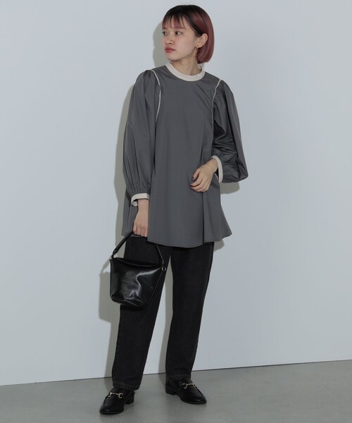 BEAMS HEART(ビームスハート)の「ノーカラー 袖ギャザー ブラウス(シャツ/ブラウス・レディース・チャコールグレー/オフホワイト/イエロー・FREE)」の12枚目の写真