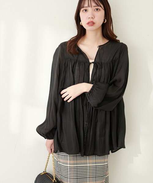 natural couture(ナチュラルクチュール)の「【Web限定】リボンティアードシアーブラウス(シャツ/ブラウス・レディース・ピンク系その他/ブラック/オフホワイト/ブルー・FREE)」の12枚目の写真
