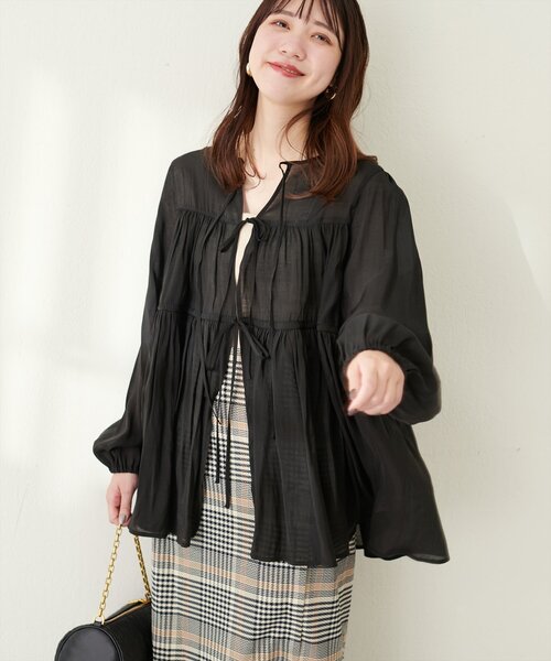 natural couture(ナチュラルクチュール)の「【Web限定】リボンティアードシアーブラウス(シャツ/ブラウス・レディース・ピンク系その他/ブラック/オフホワイト/ブルー・FREE)」の5枚目の写真