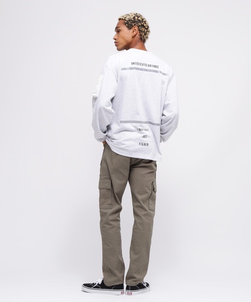 AVIREX(アヴィレックス)の「SIDE ZIP STENCIL T-SHIRT "HAT IN THE RING" / サイドジップ ステンシル 長袖Tシャツ "ハット イン ザ リング" / AVIREX / アヴィレックス(Tシャツ/カットソー・メンズ・ブラック系その他/チャコール/ホワイト系その他/ライトグレー・MEDIUM/LARGE/X-LARGE/XX-LARGE)」の16枚目の写真