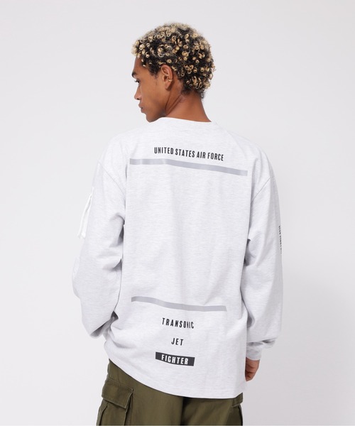 AVIREX(アヴィレックス)の「SIDE ZIP STENCIL T-SHIRT "HAT IN THE RING" / サイドジップ ステンシル 長袖Tシャツ "ハット イン ザ リング" / AVIREX / アヴィレックス(Tシャツ/カットソー・メンズ・ブラック系その他/チャコール/ホワイト系その他/ライトグレー・MEDIUM/LARGE/X-LARGE/XX-LARGE)」の5枚目の写真