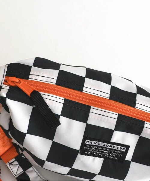 BREEZE（ブリーズ）の「ハーフムーンショルダーバック（ショルダーバッグ・キッズ・ブラック/オフホワイト・FREE）」の7枚目の写真