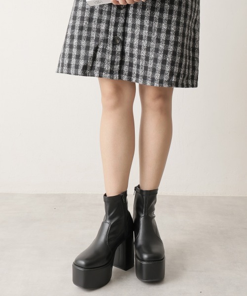 DEMETER（デメテル）の「厚底太ヒール スクエアトゥ ストレッチブーツ（ブーツ・レディース・ブラック系その他/アイボリー/ブラック・S/M/L/LL）」の8枚目の写真