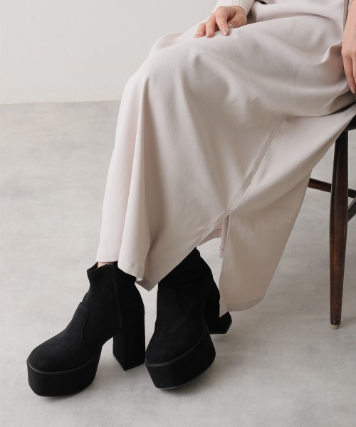 DEMETER（デメテル）の「厚底太ヒール スクエアトゥ ストレッチブーツ（ブーツ・レディース・ブラック系その他/アイボリー/ブラック・S/M/L/LL）」の22枚目の写真