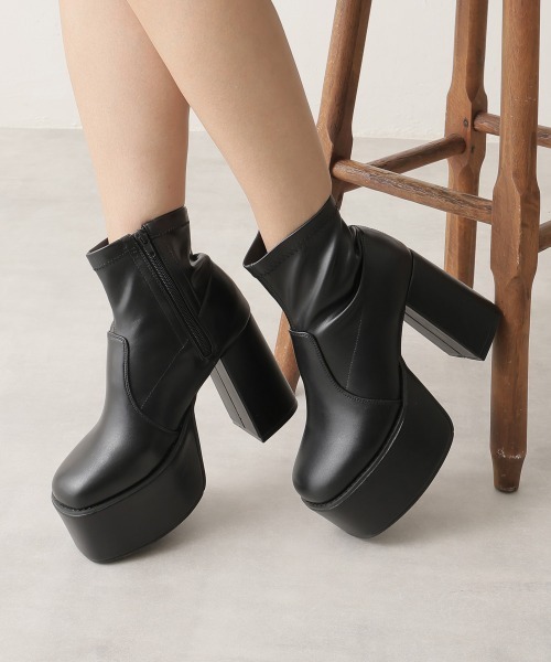 DEMETER（デメテル）の「厚底太ヒール スクエアトゥ ストレッチブーツ（ブーツ・レディース・ブラック系その他/アイボリー/ブラック・S/M/L/LL）」の6枚目の写真