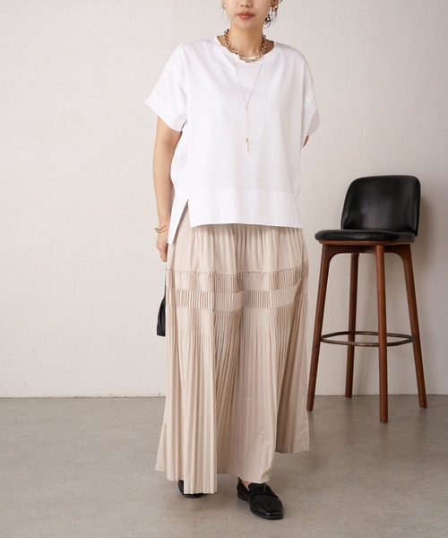 Jena espace merveilleux（ジェナ　エスパスメルヴェイユ）の「【ジェナの定番】ビッグ変形Tシャツ（Tシャツ/カットソー・レディース・オフホワイト・FREE）」の2枚目の写真