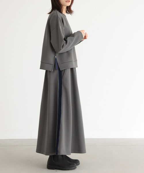 n'OrLABEL(ノアールレーベル)の「『サイドファスナーダンボールプルオーバー』(スウェット・レディース・アイボリー/ブラック/チャコール・1/2)」の15枚目の写真