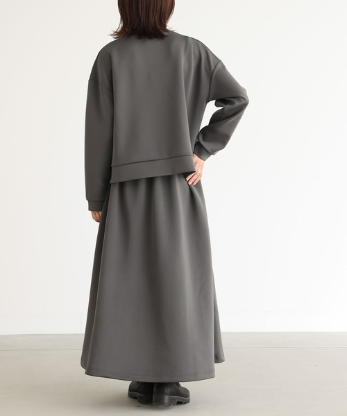 n'OrLABEL(ノアールレーベル)の「『サイドファスナーダンボールプルオーバー』(スウェット・レディース・アイボリー/ブラック/チャコール・1/2)」の16枚目の写真