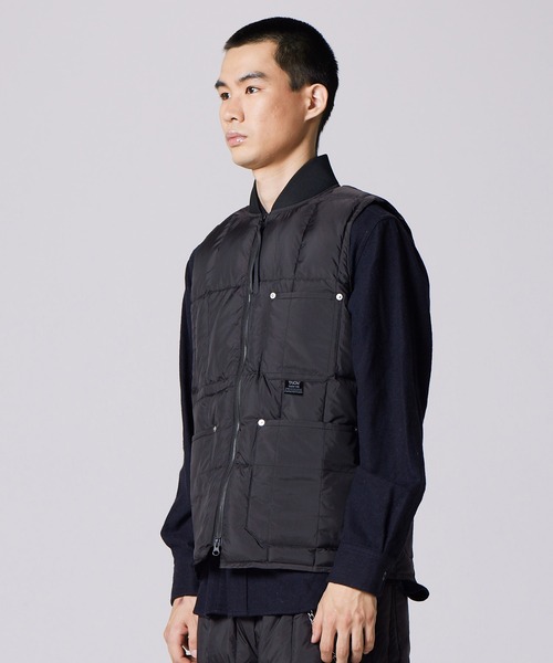 TAION（タイオン）の「【TAION(タイオン)】〈ユニセックス〉ワーク リブネックWジップ ダウンベスト（ダウンベスト・メンズ・サンドベージュ/ダークネイビー/チャコール/ダークブラウン/ダークオリーブ/ブラック/ブラック系4・XL/M/L/XS/S）」の10枚目の写真