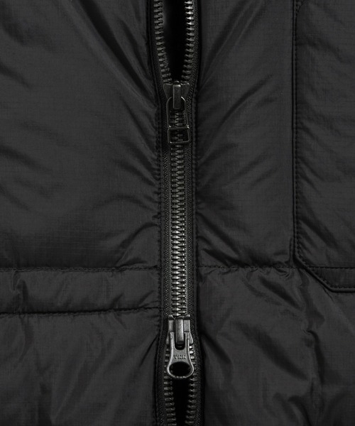 TAION（タイオン）の「【TAION(タイオン)】〈ユニセックス〉ワーク リブネックWジップ ダウンベスト（ダウンベスト・メンズ・サンドベージュ/ダークネイビー/チャコール/ダークブラウン/ダークオリーブ/ブラック/ブラック系4・XL/M/L/XS/S）」の15枚目の写真