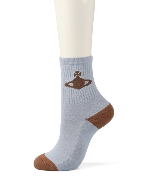 Vivienne Westwood ACCESSORIES（ヴィヴィアンウエストウッドアクセサリー）の「ORBスポーティリブ クルーソックス【249158 638L】（ソックス/靴下・レディース・ベージュ/ホワイト/ピンク/レッド/ライトブルー/グレー・FREE）」の4枚目の写真