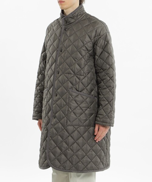 MACKINTOSH PHILOSOPHY(マッキントッシュ フィロソフィー)の「【WEB&一部店舗限定】高密度タフタ キルティング スタンドカラーロングコート(ステンカラーコート・メンズ・ブラック/チャコールグレー・40/38)」の7枚目の写真