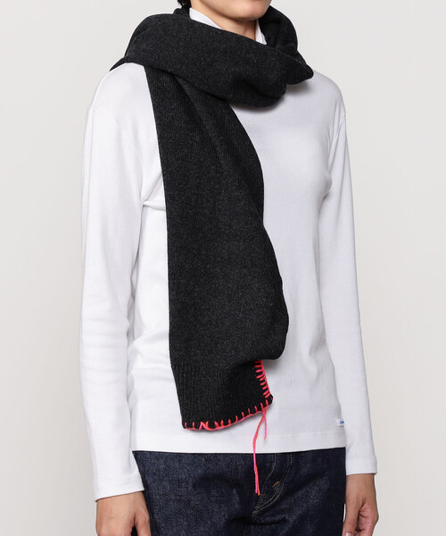 Bshop(ビショップ)の「LA FETICHE | ウール フーデッドセータースカーフ KIKI(マフラー・レディース・ダークグレー/グレー系その他・ONE)」の14枚目の写真