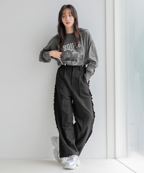 LOWRYS FARM（ローリーズファーム）の「フォトＴシャツＬＳ  152718（Tシャツ/カットソー・レディース・チャコールグレー/オフホワイト・FREE）」の3枚目の写真