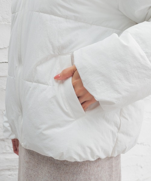 Honeys（ハニーズ）の「【非フッ素撥水加工】スタンドファイバーダウン（ダウンジャケット/コート・レディース・ブラック/サックスブルー/チャコール/ホワイト・S/M/L/LL）」の5枚目の写真