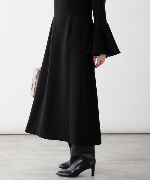 Room no.8（ルームエイト）の「ROOM NO.8 BLACK （ルームエイトブラック）BELLSLEEVE ドレス  BR8O-234-1455（ワンピース・レディース・ブラック・FREE）」の3枚目の写真