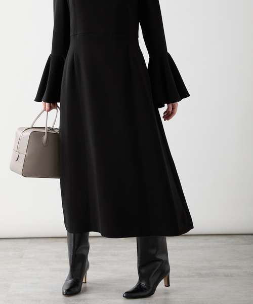 Room no.8（ルームエイト）の「ROOM NO.8 BLACK （ルームエイトブラック）BELLSLEEVE ドレス  BR8O-234-1455（ワンピース・レディース・ブラック・FREE）」の4枚目の写真