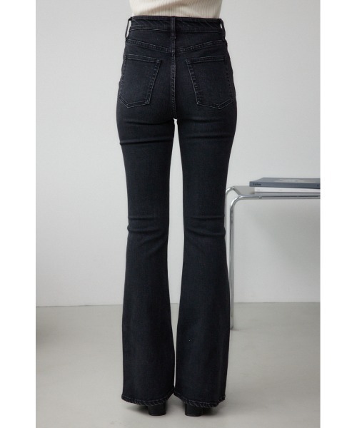 AZUL by moussy（アズールバイマウジー）の「AZUL DENIM フレアデニム（デニムパンツ・レディース・ブラック/ブルー/ライトブラック/ワンウォッシュ・X-SMALL/SMALL/MEDIUM/LARGE）」の10枚目の写真