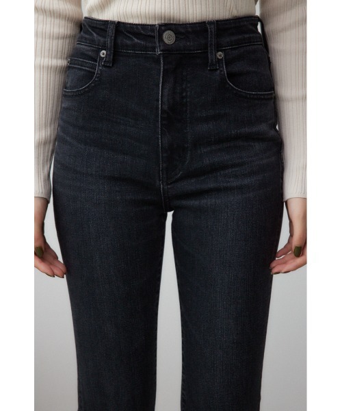 AZUL by moussy（アズールバイマウジー）の「AZUL DENIM フレアデニム（デニムパンツ・レディース・ブラック/ブルー/ライトブラック/ワンウォッシュ・X-SMALL/SMALL/MEDIUM/LARGE）」の11枚目の写真