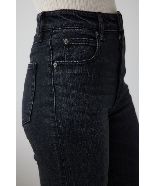 AZUL by moussy（アズールバイマウジー）の「AZUL DENIM フレアデニム（デニムパンツ・レディース・ブラック/ブルー/ライトブラック/ワンウォッシュ・X-SMALL/SMALL/MEDIUM/LARGE）」の13枚目の写真