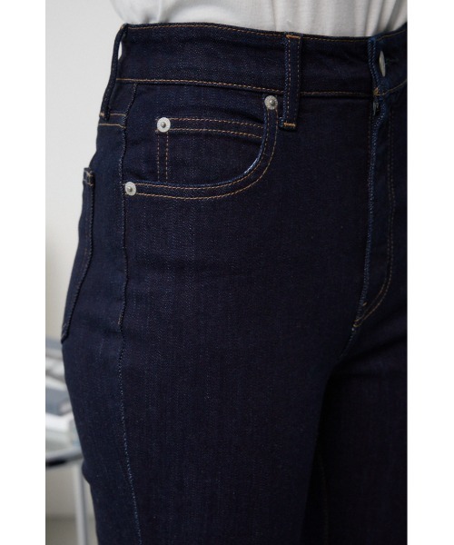 AZUL by moussy（アズールバイマウジー）の「AZUL DENIM フレアデニム（デニムパンツ・レディース・ブラック/ブルー/ライトブラック/ワンウォッシュ・X-SMALL/SMALL/MEDIUM/LARGE）」の22枚目の写真