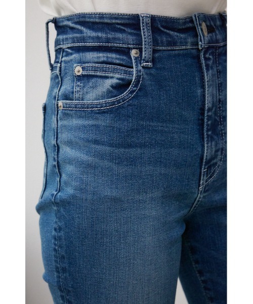 AZUL by moussy（アズールバイマウジー）の「AZUL DENIM フレアデニム（デニムパンツ・レディース・ブラック/ブルー/ライトブラック/ワンウォッシュ・X-SMALL/SMALL/MEDIUM/LARGE）」の21枚目の写真