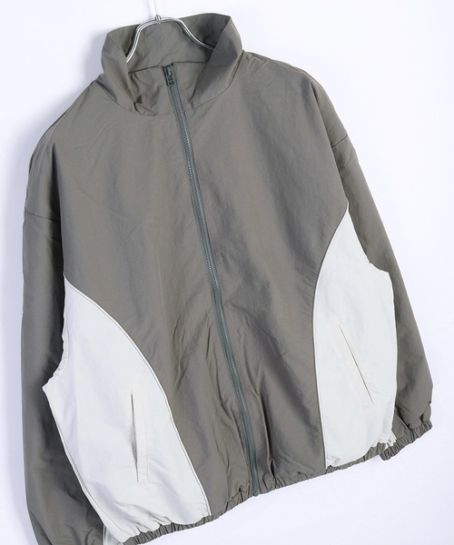WESTSEA（ウエストシー）の「ナイロン ライン切替トラックジャケット オーバーサイズ（ナイロンジャケット・メンズ・ブラック/カーキ/グレー・M/L）」の22枚目の写真