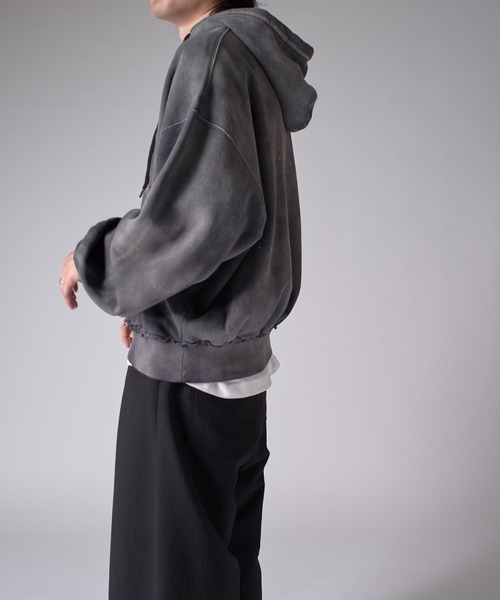 Lui's（ルイス）の「GOATフェードスウェットパーカー（パーカー・メンズ・ブラック/グレー・S/M）」の5枚目の写真