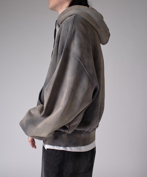 Lui's（ルイス）の「GOATフェードスウェットパーカー（パーカー・メンズ・ブラック/グレー・S/M）」の13枚目の写真