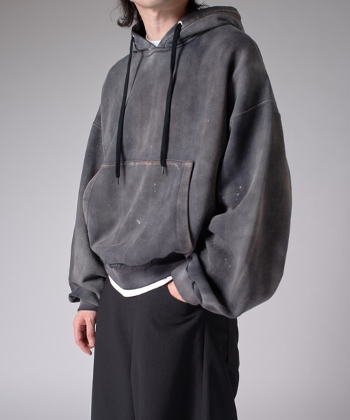 Lui's（ルイス）の「GOATフェードスウェットパーカー（パーカー・メンズ・ブラック/グレー・S/M）」の3枚目の写真