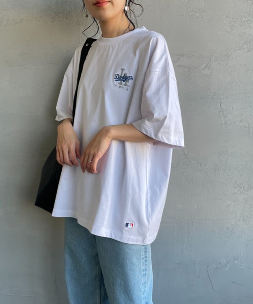 MLB（メジャーリーグベースボール）の「[FANATICS/ファナティクス] 別注 MLB ワンポイントロゴ刺繍Tシャツ（Tシャツ/カットソー・レディース・レッド/ホワイト/ブラック・M/XXL/XL/S/L）」の13枚目の写真