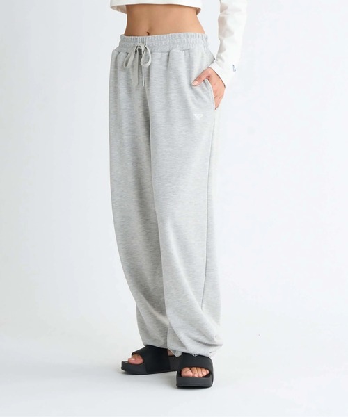 ROXY（ロキシー）の「SUN CHASERS PANTS /ロキシーアジャスターコード付きスウェットパンツ（スウェットパンツ・レディース・ホワイト/ピンク/グレー・LARGE/MEDIUM/SMALL）」の16枚目の写真