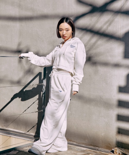 ROXY（ロキシー）の「SUN CHASERS PANTS /ロキシーアジャスターコード付きスウェットパンツ（スウェットパンツ・レディース・ホワイト/ピンク/グレー・LARGE/MEDIUM/SMALL）」の20枚目の写真