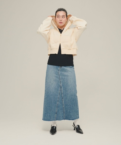eL(エル)の「【eL】Short Zip Hoodie/287468(パーカー・レディース・ブラック/オフホワイト・FREE)」の5枚目の写真