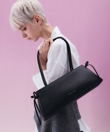 COMME des GARCONS ブラックレザー ワンハンドルバッグ Small 2025年最新】comme des garcons レザー バッグ の人気アイテム