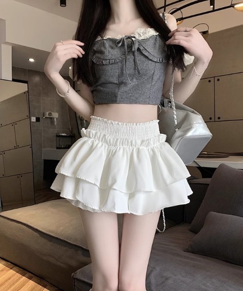 Mejoul（メジュール）の「【インナーパンツ付】ウエストギャザー ティアードフリルミニスカート（スカート・レディース・ブラック/ホワイト・L/M）」の4枚目の写真