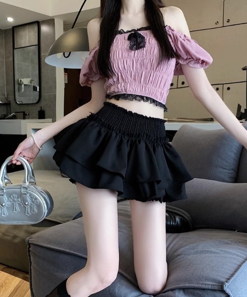 Mejoul（メジュール）の「【インナーパンツ付】ウエストギャザー ティアードフリルミニスカート（スカート・レディース・ブラック/ホワイト・L/M）」の12枚目の写真