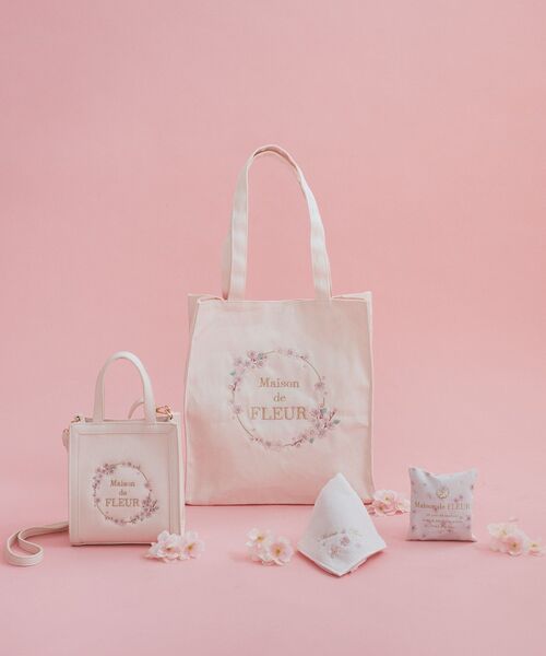 Maison de FLEUR(メゾンドフルール)の「桜プリントエコバッグ(エコバッグ/サブバッグ・レディース・ライトピンク・FREE)」の7枚目の写真