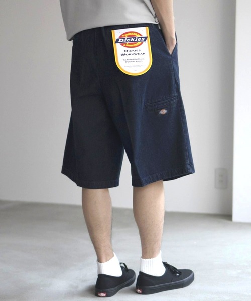 Dickies(ディッキーズ)の「DICKIES サイドポケットワイドハーフパンツ(デニムパンツ・メンズ・インディゴブルー/ベージュ/ブラック/チャコールグレー/ブラック系その他/ダークグリーン・M/L/XL)」の6枚目の写真