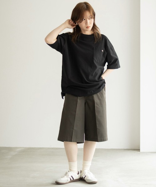 Dickies(ディッキーズ)の「DICKIES サイドポケットワイドハーフパンツ(デニムパンツ・メンズ・インディゴブルー/ベージュ/ブラック/チャコールグレー/ブラック系その他/ダークグリーン・M/L/XL)」の16枚目の写真