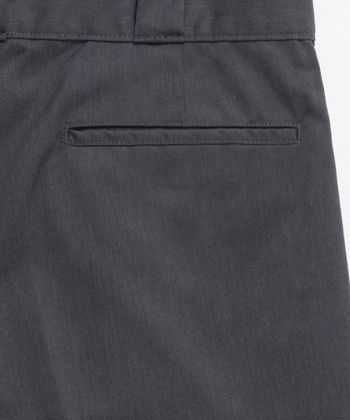 Dickies(ディッキーズ)の「DICKIES サイドポケットワイドハーフパンツ(デニムパンツ・メンズ・インディゴブルー/ベージュ/ブラック/チャコールグレー/ブラック系その他/ダークグリーン・M/L/XL)」の21枚目の写真