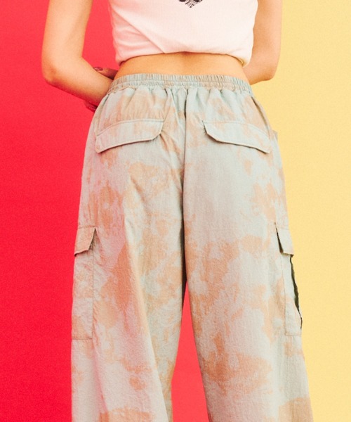 What Is Heart(ワットイズハート)の「tie dye like cargo pants - タイダイカーゴパンツ -(カーゴパンツ・レディース・グリーン/ピンク・SMALL/MEDIUM)」の7枚目の写真
