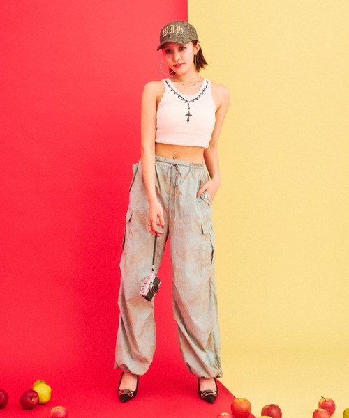 What Is Heart(ワットイズハート)の「tie dye like cargo pants - タイダイカーゴパンツ -(カーゴパンツ・レディース・グリーン/ピンク・SMALL/MEDIUM)」の9枚目の写真