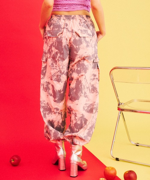 What Is Heart(ワットイズハート)の「tie dye like cargo pants - タイダイカーゴパンツ -(カーゴパンツ・レディース・グリーン/ピンク・SMALL/MEDIUM)」の14枚目の写真