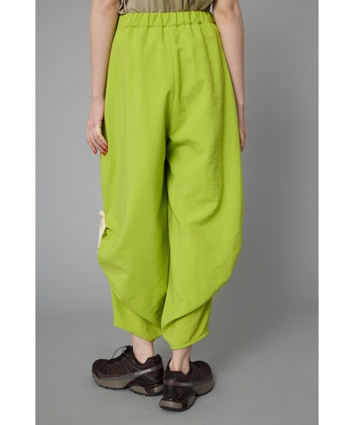 HeRIN.CYE（ヘリンドットサイ）の「Side gather pants　　サイドギャザーパンツ（スラックス・レディース・ライトグリーン/ブラウン/ブラック・36/38）」の14枚目の写真