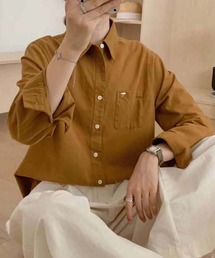 ポケット付きオーバーカラーシャツ
